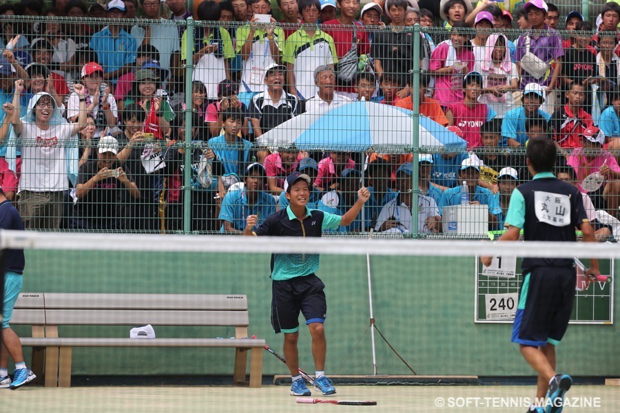 2015年のインターハイ個人決勝の死闘を制した直後の内本 PHOTO/HIROKUNI KAWAGUCHI